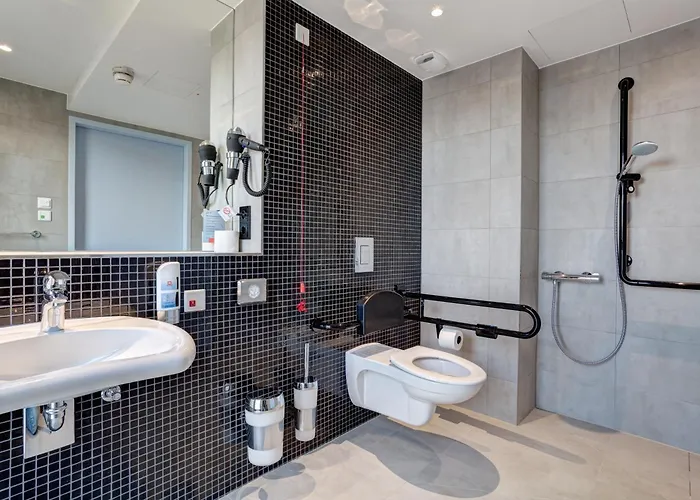 Meininger Hotel Berlin East Side Gallery